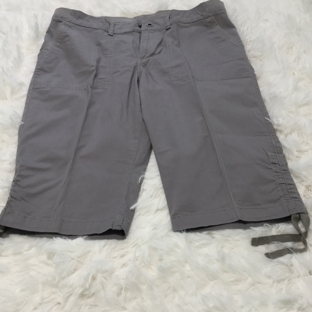 Lee - Women Gray Related Fit Capri